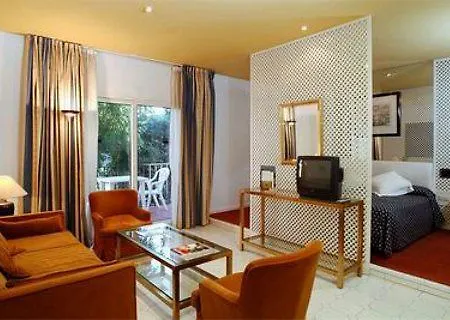 Hotel Tryp Caballo Blanco